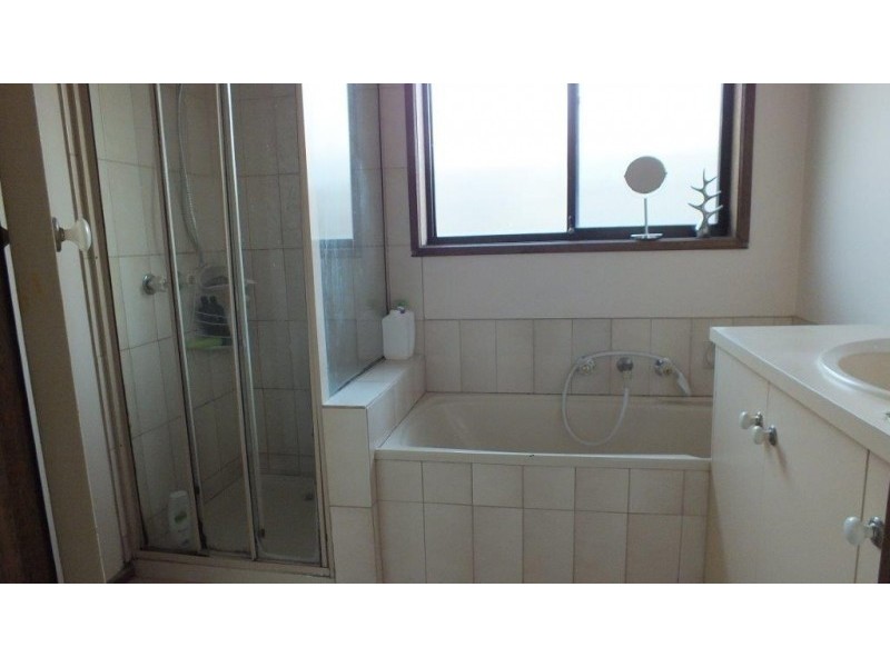 61 Balladonia Road, Rowville VIC 3178