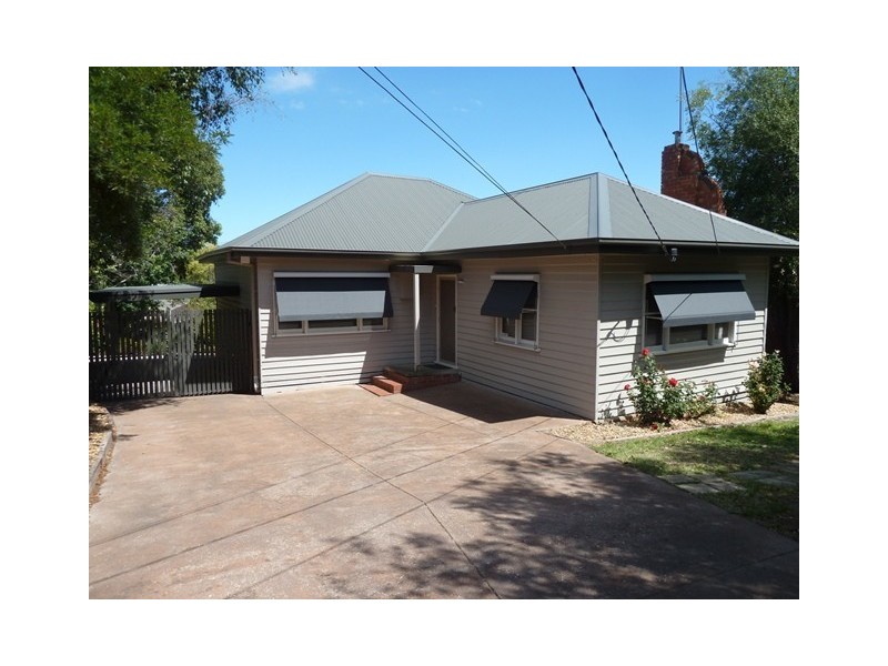 6 Farmer Street, Ashwood VIC 3147