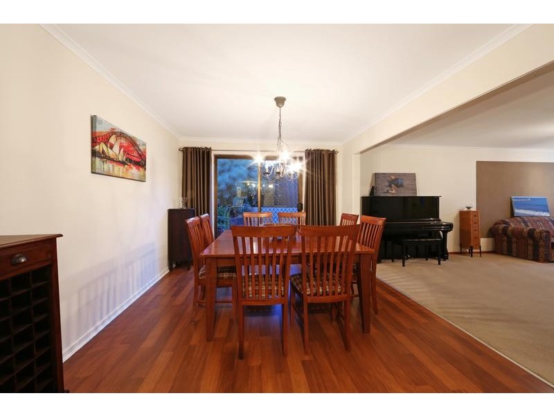 6 Beccie Court, Ferntree Gully VIC 3156