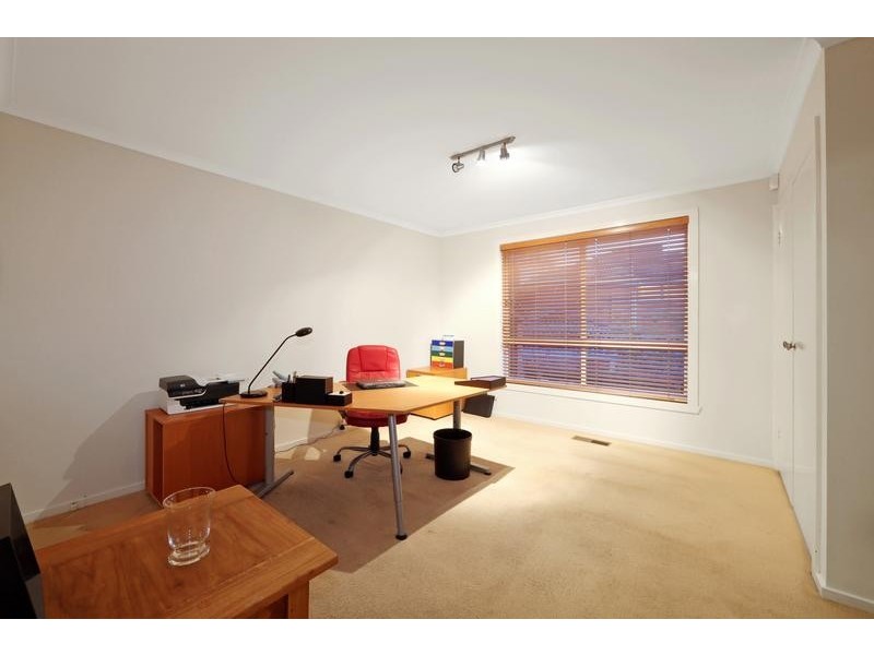 6 Beccie Court, Ferntree Gully VIC 3156