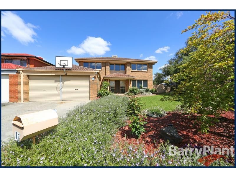 11 Chelmsford Court, Ferntree Gully VIC 3156