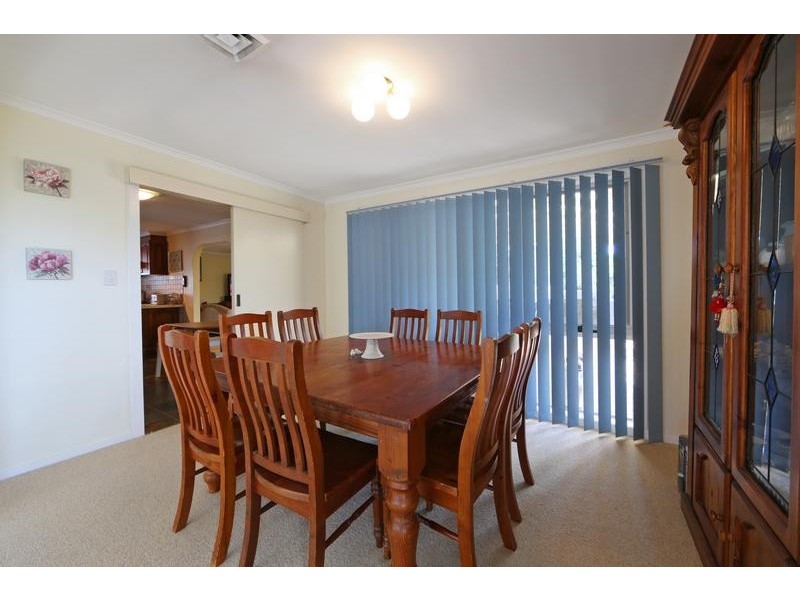 11 Chelmsford Court, Ferntree Gully VIC 3156