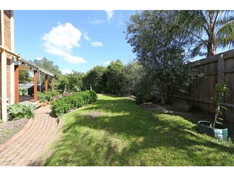 11 Chelmsford Court, Ferntree Gully VIC 3156