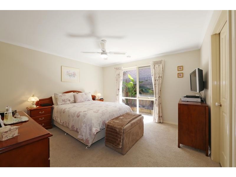 11 Palmerston Road, Lysterfield VIC 3156