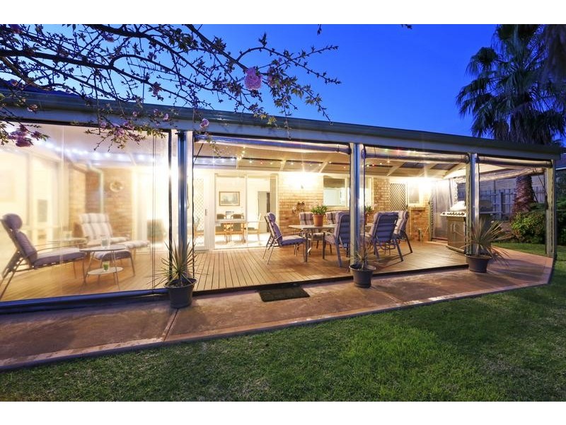 11 Palmerston Road, Lysterfield VIC 3156