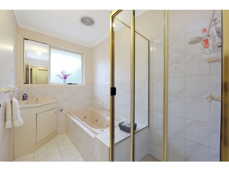 3 Everglades Court, Rowville VIC 3178