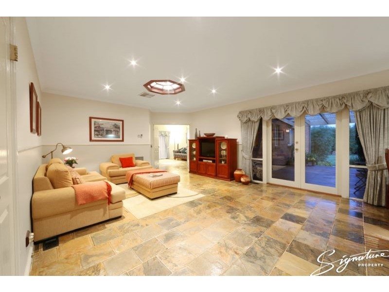 5 Counithan Place, Lysterfield VIC 3156