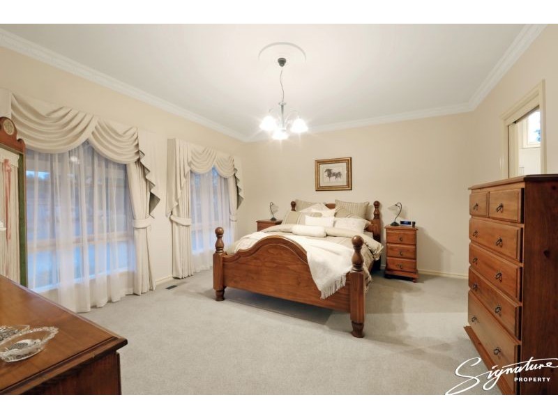 5 Counithan Place, Lysterfield VIC 3156