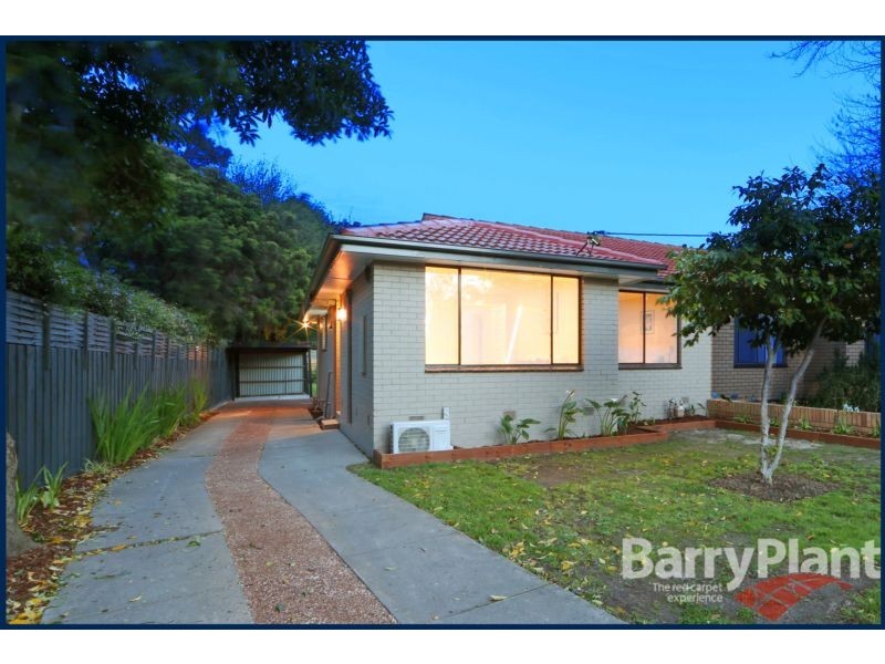 2/8 Damar Avenue, Boronia VIC 3155