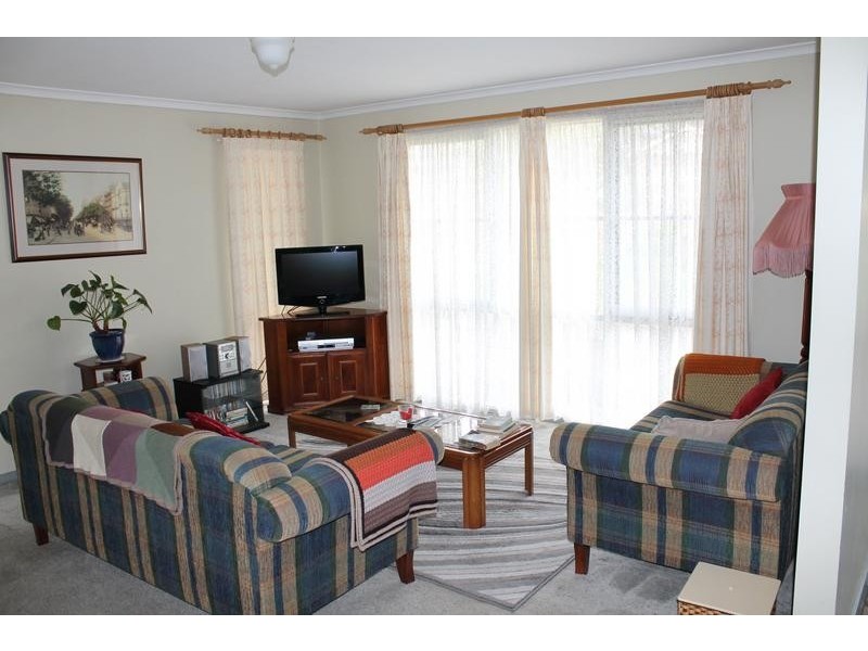 1/83 Dandelion Drive, Rowville VIC 3178