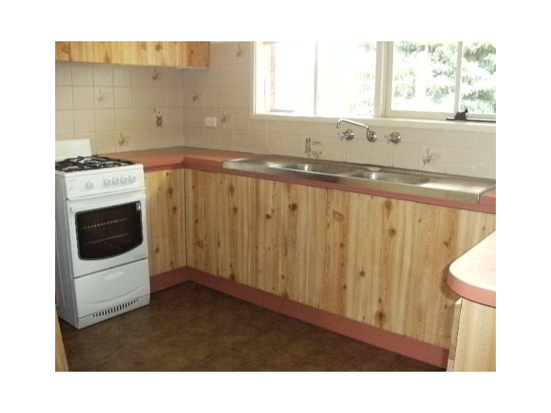 4 Keiwa, Rowville VIC 3178