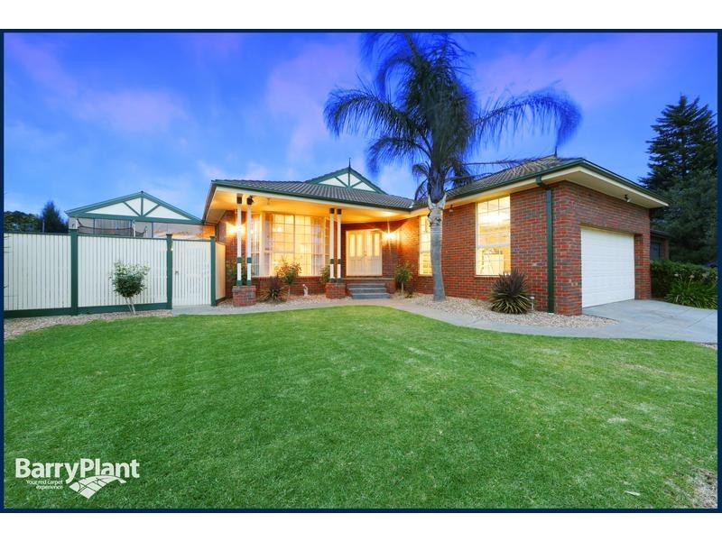 2 Pennycross Court, Rowville VIC 3178