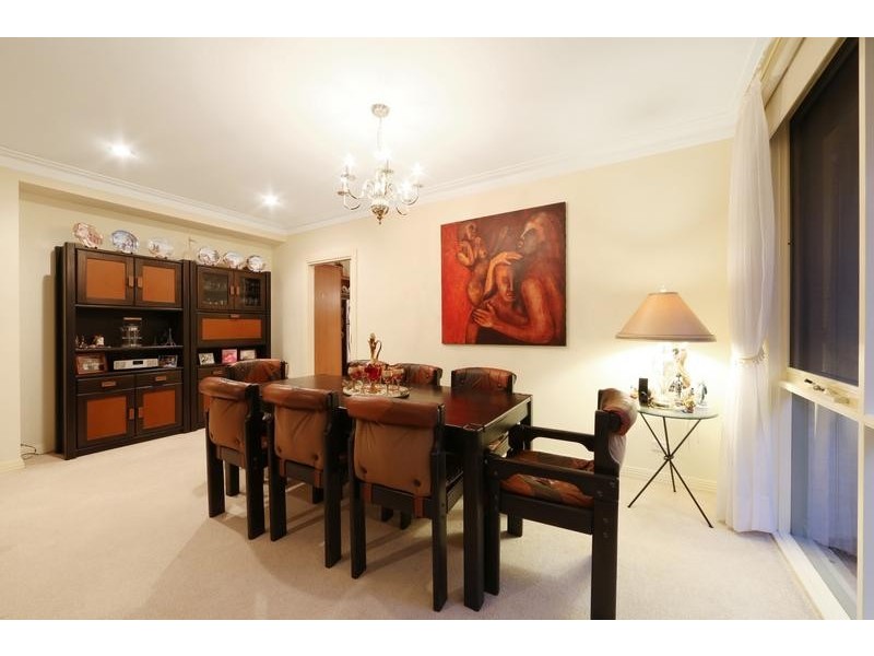 16 Kellbourne Drive, Rowville VIC 3178