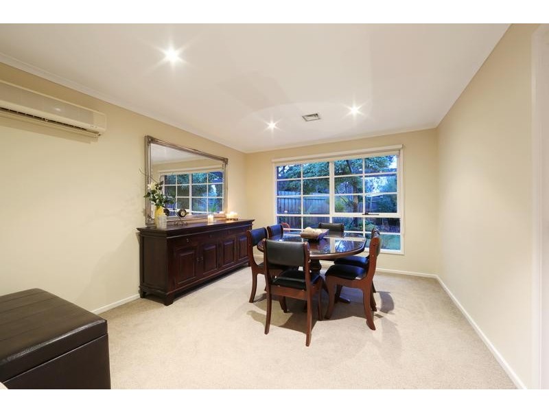 11 Trevena Close, Rowville VIC 3178