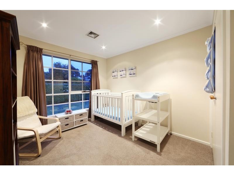 11 Trevena Close, Rowville VIC 3178