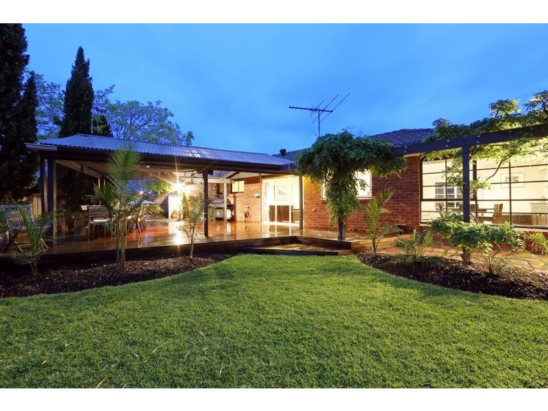 11 Trevena Close, Rowville VIC 3178