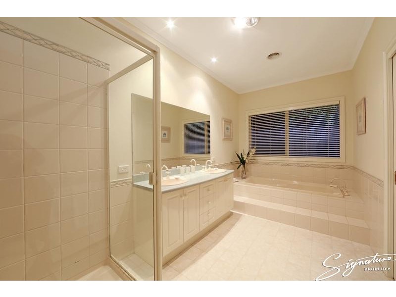 5 Perceval Court, Lysterfield VIC 3156