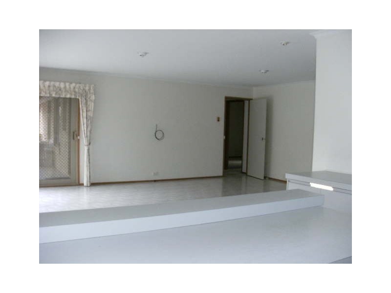 37 Vista Crescent, Rowville VIC 3178