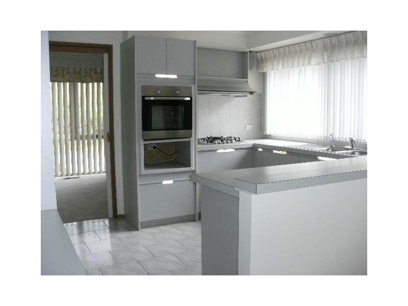 37 Vista Crescent, Rowville VIC 3178