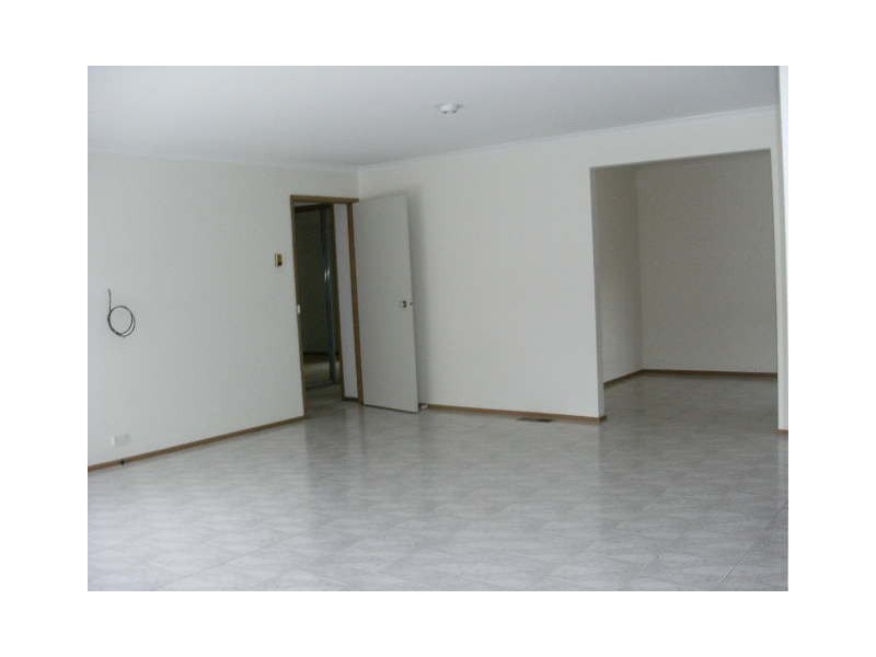 37 Vista Crescent, Rowville VIC 3178