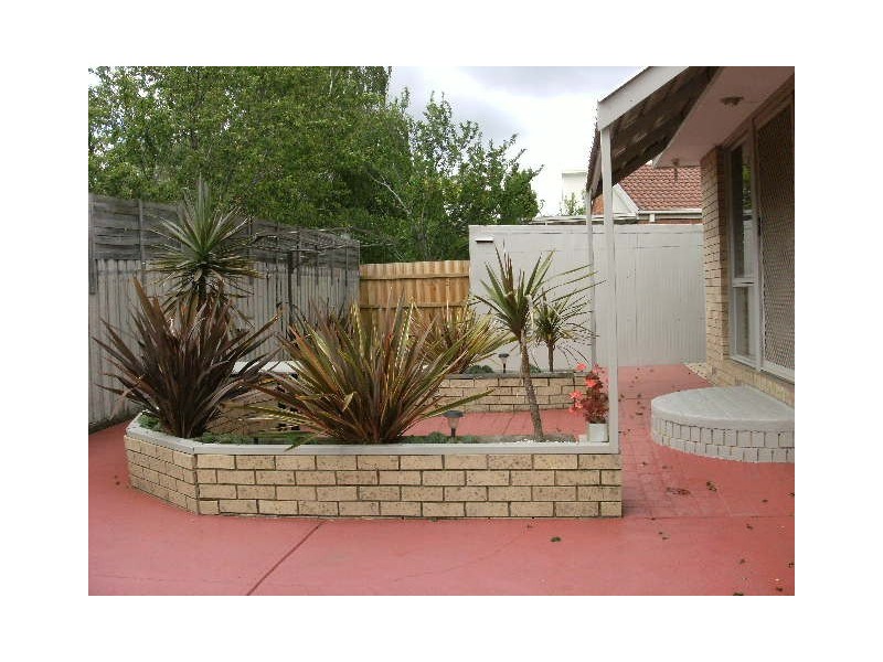 37 Vista Crescent, Rowville VIC 3178