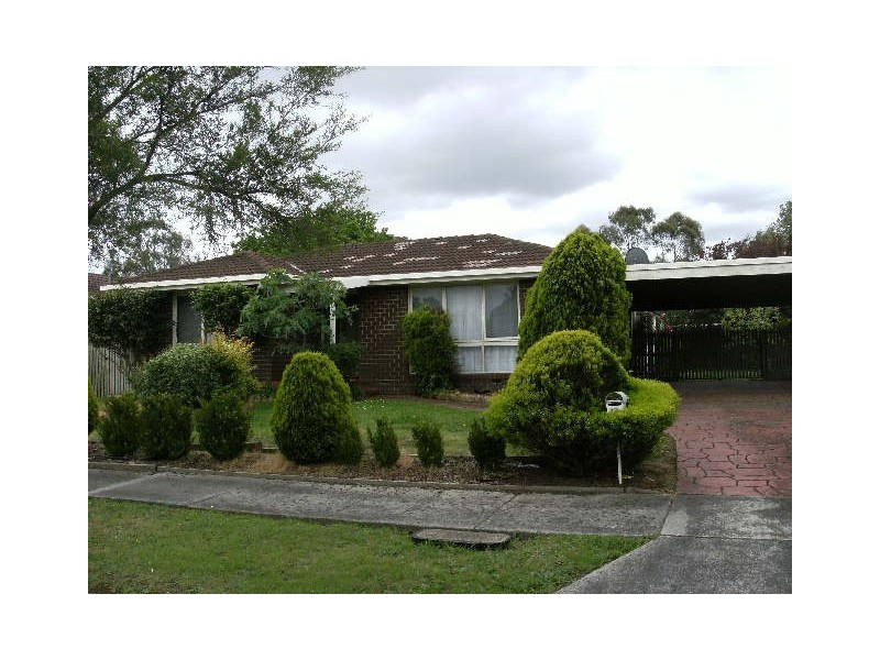 42 Willow Ave, Rowville VIC 3178