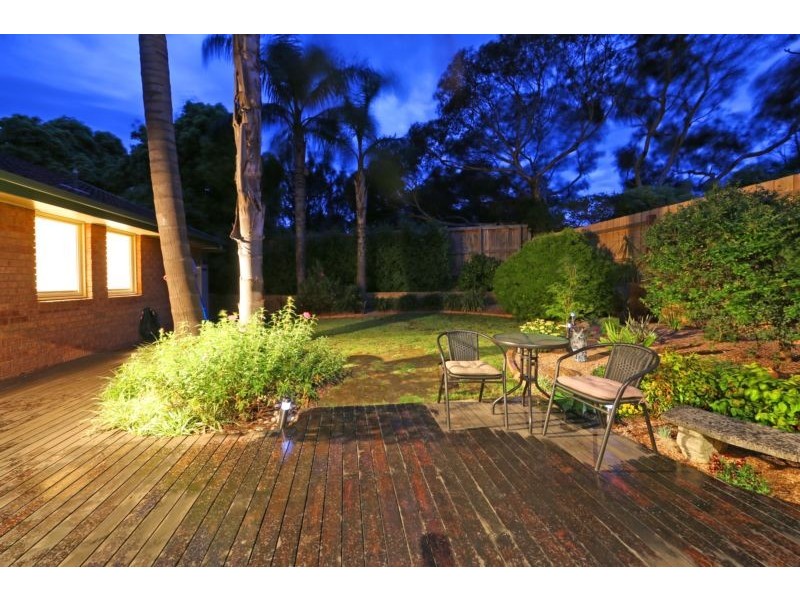 8 Robbie Close, Rowville VIC 3178