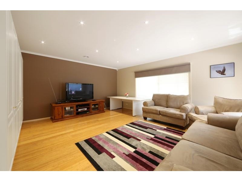 96 Oaktree Rise, Lysterfield VIC 3156