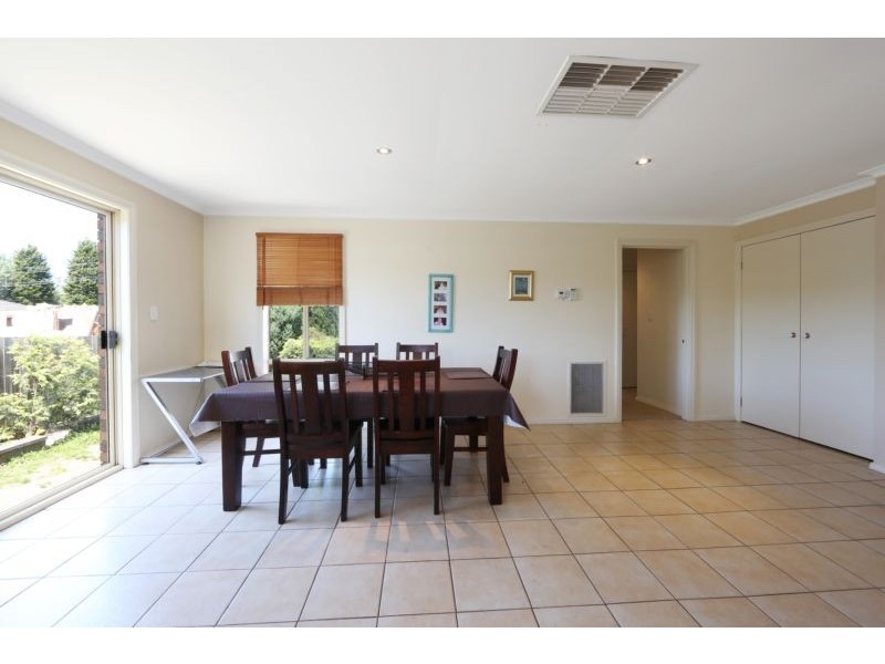 40 Norma Crescent, Knoxfield VIC 3180