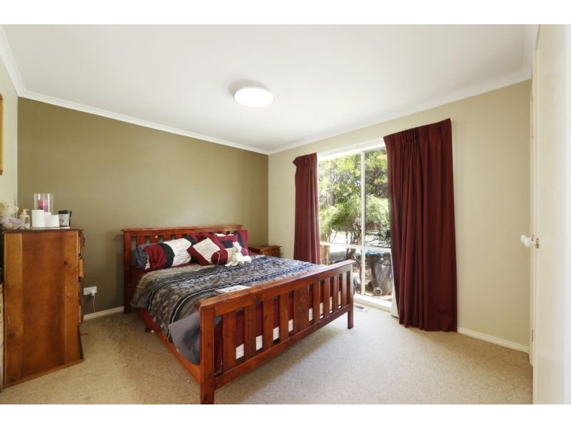 40 Norma Crescent, Knoxfield VIC 3180