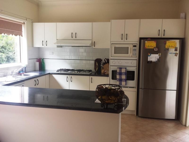 13 Kimberley Drive, Ferntree Gully VIC 3156