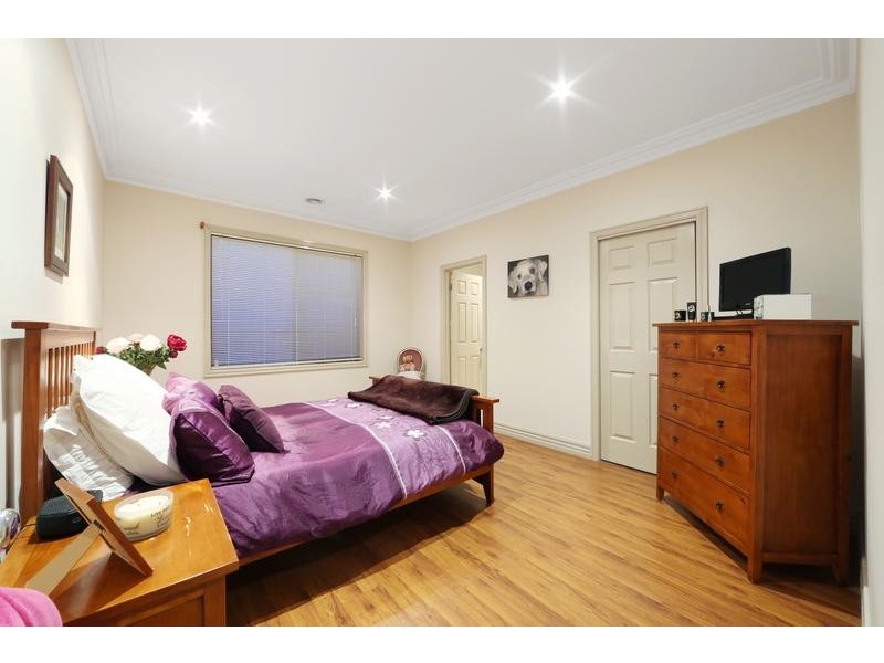 183 Dandelion Drive, Rowville VIC 3178