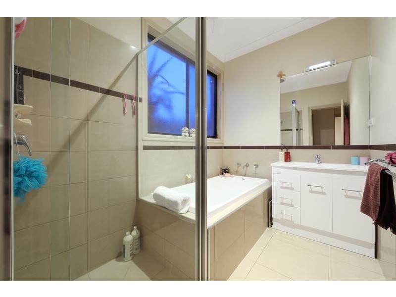 183 Dandelion Drive, Rowville VIC 3178