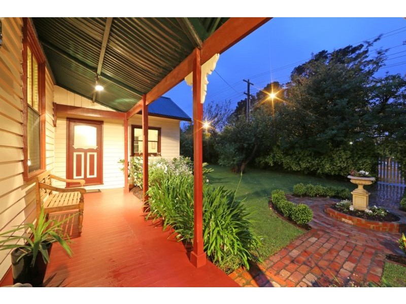 490 Scoresby Road, Ferntree Gully VIC 3156