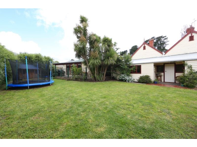 490 Scoresby Road, Ferntree Gully VIC 3156
