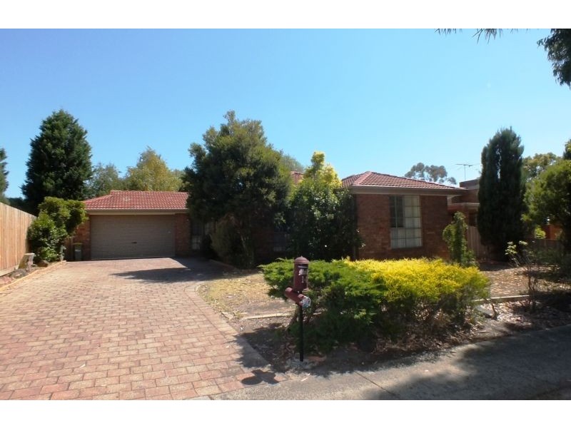 14 Shady Grove, Rowville VIC 3178