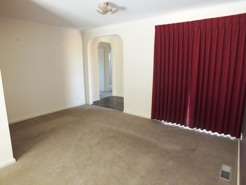 14 Shady Grove, Rowville VIC 3178