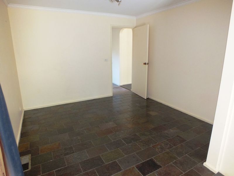 14 Shady Grove, Rowville VIC 3178