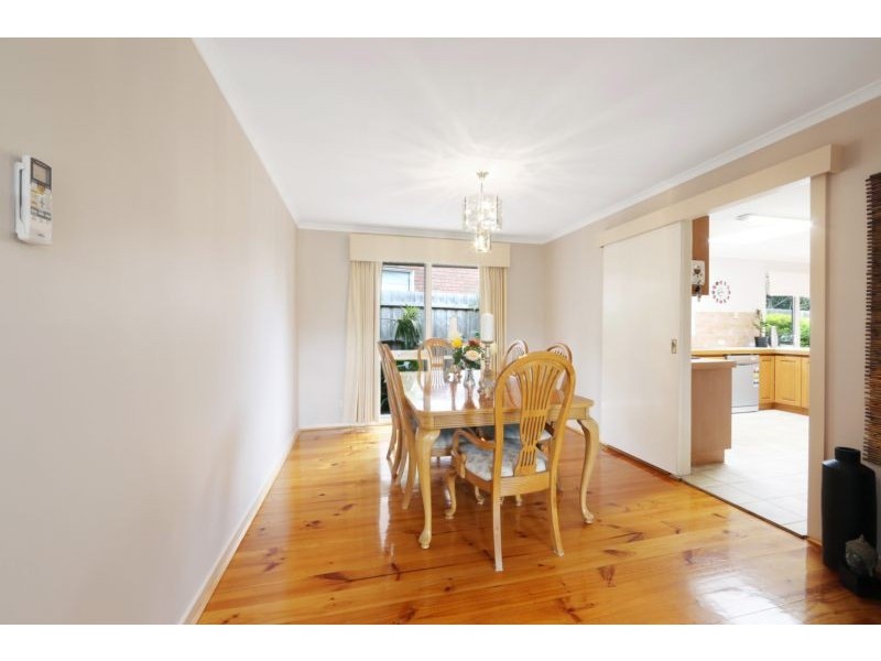 7 Mantung Crescent, Rowville VIC 3178