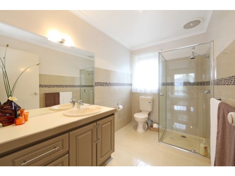 7 Mantung Crescent, Rowville VIC 3178