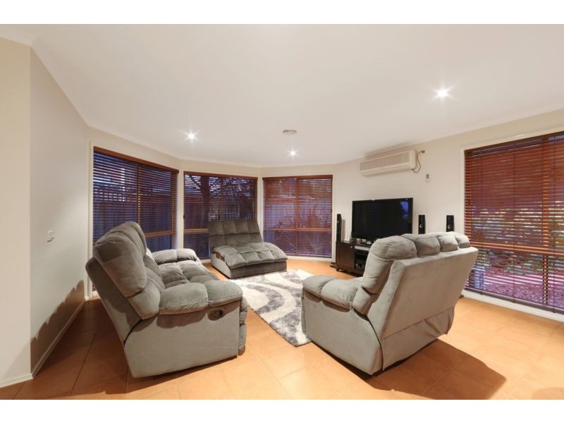 5 Legend Close, Rowville VIC 3178