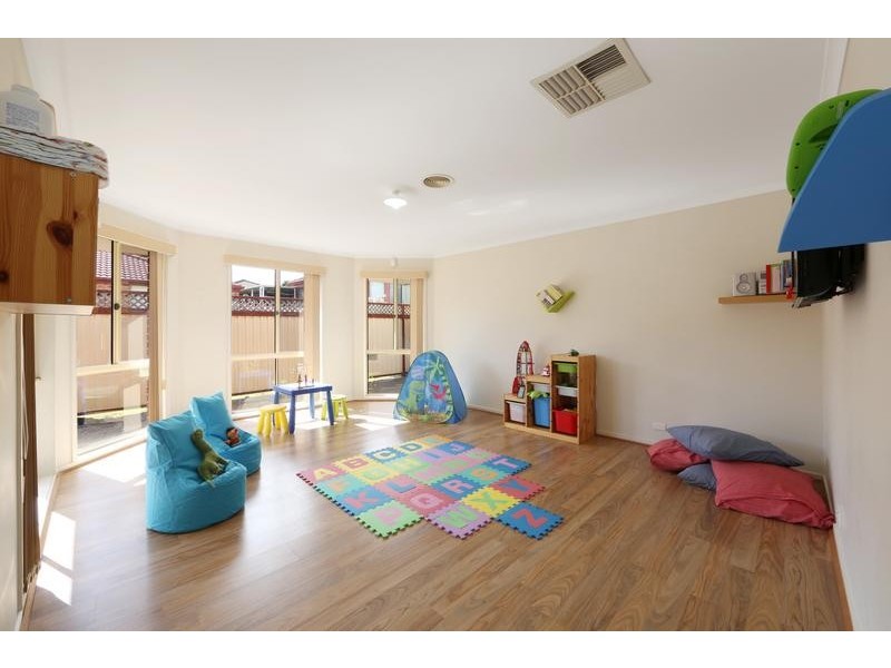 4 Hollygreen Close, Rowville VIC 3178