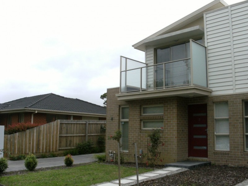 3/8 Pine Crescent, Boronia VIC 3155