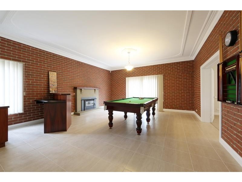 326 Hallam North Road, Lysterfield South VIC 3156