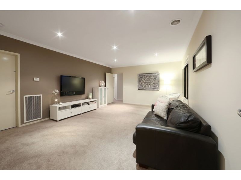 3 Straughan Close, Lysterfield VIC 3156