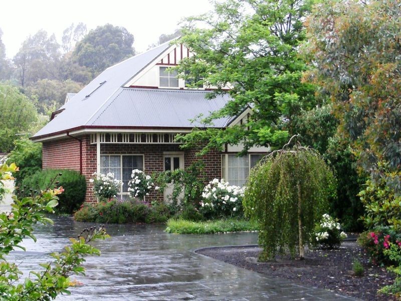 6/4 Austin Street, Ferntree Gully VIC 3156