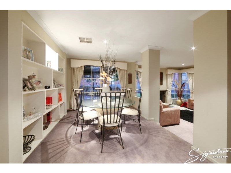 9 Miramah Close, Rowville VIC 3178