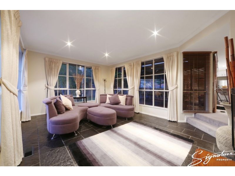 9 Miramah Close, Rowville VIC 3178