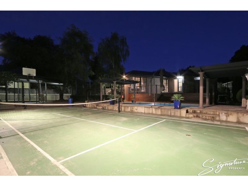 9 Miramah Close, Rowville VIC 3178