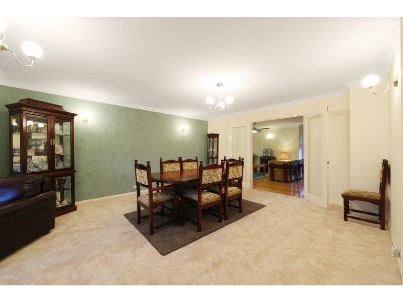 5 Anniversary Place, Rowville VIC 3178